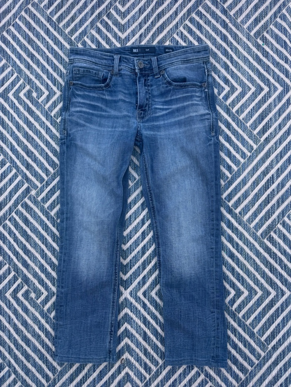 Buckle Men's Blue Washed Jeans 30X24